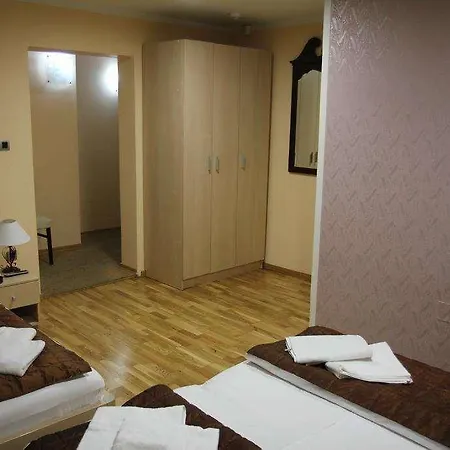 Etn Hotel 3*