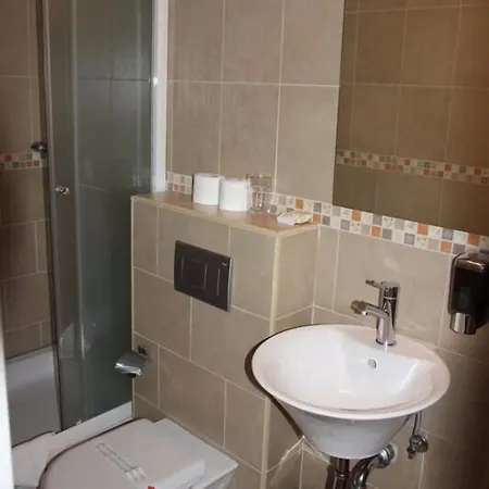 Hotel Etn 3*