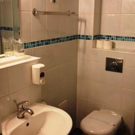 Hotel Etn 3*
