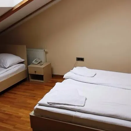 Etn Hotel 3*